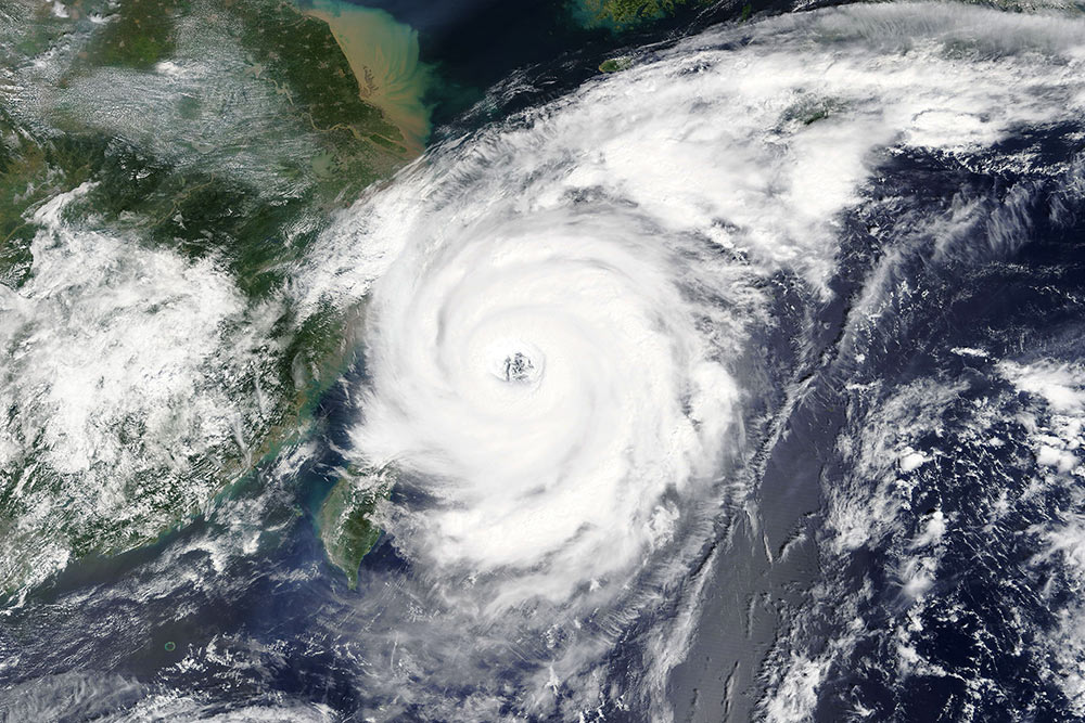 Typhoon Impacts Shanghai Logistics